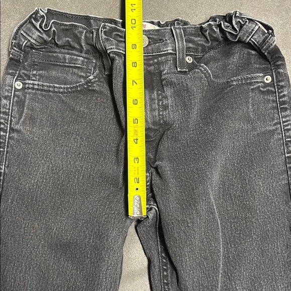 Altered Distressed Levi’s Black Jeans - Picture 9 of 9